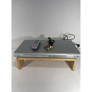 Philips DVP642/37 DivX-Certified‎ Progressive Scan DVD Player Remote + Cables